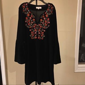Solitaire Bohemian Black Velvet Dress